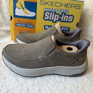Skechers Men’s Slip-On Loafers in Taupe and Gray 7.5 NWT